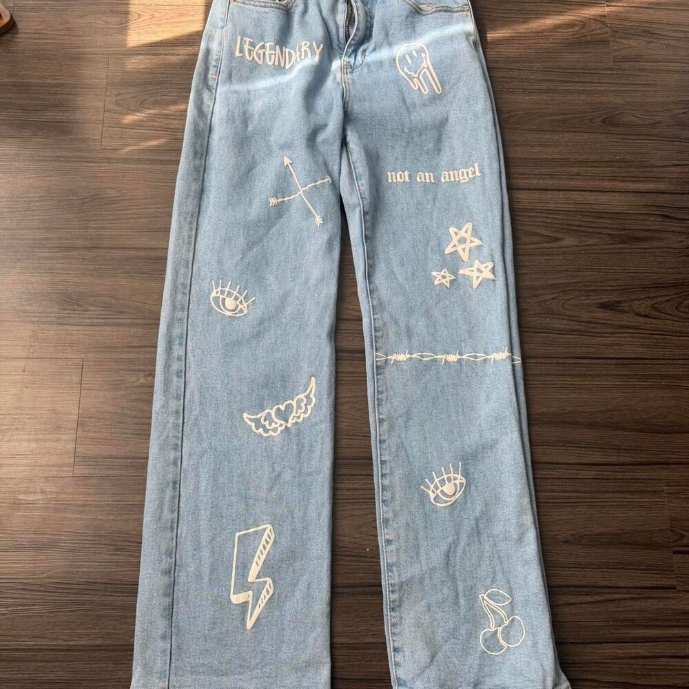 Y2K Skate baggy Rue21 blue embroidered jeans with white designs AOP Size 8
